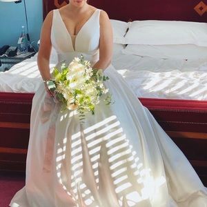 Stella York 6758 Wedding Gown